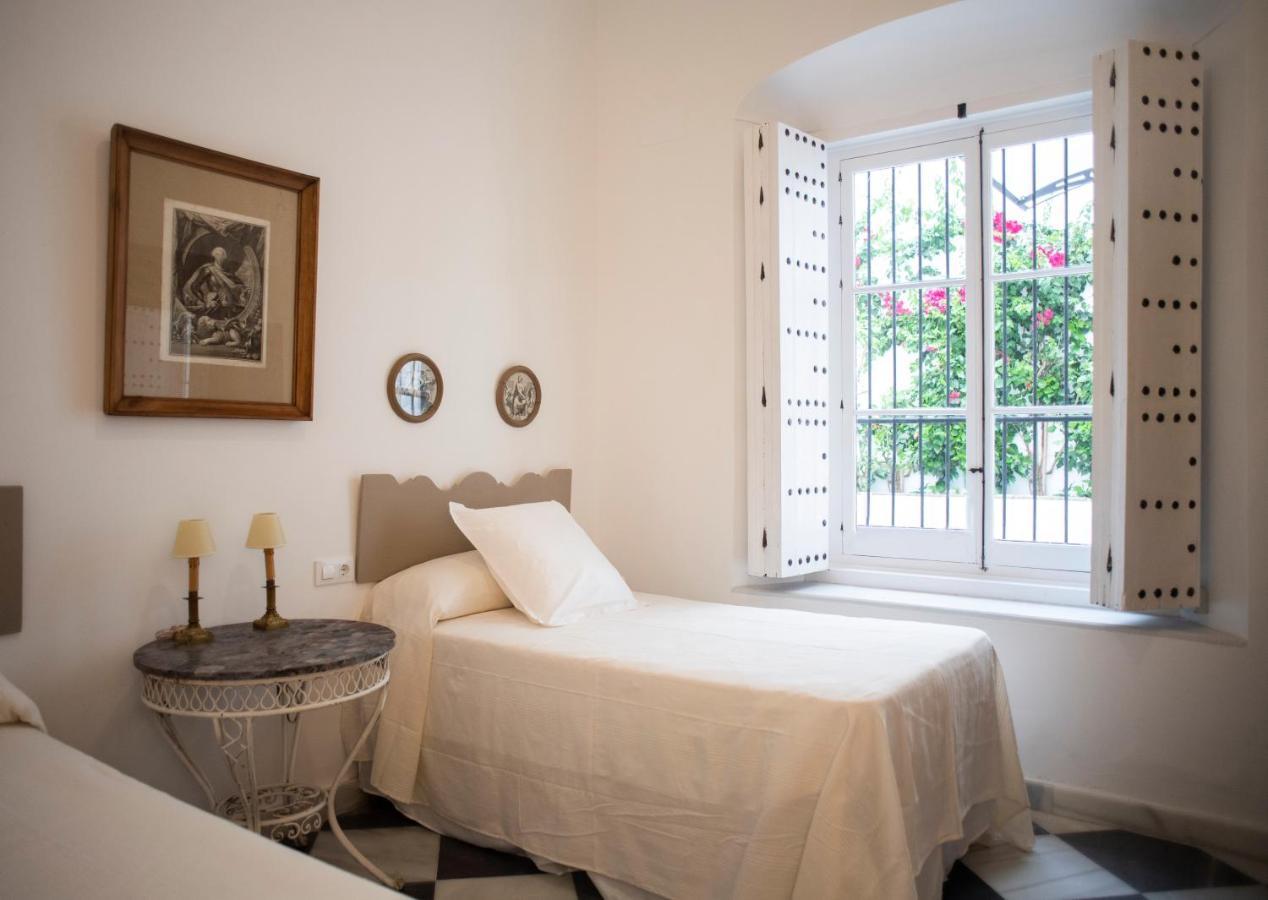 Gatu Premium Apartamento Palacio Oneto Con Jardin Privado " Preferente Mayores De 25 Anos Y Familias " El Puerto de Santa María Exterior foto